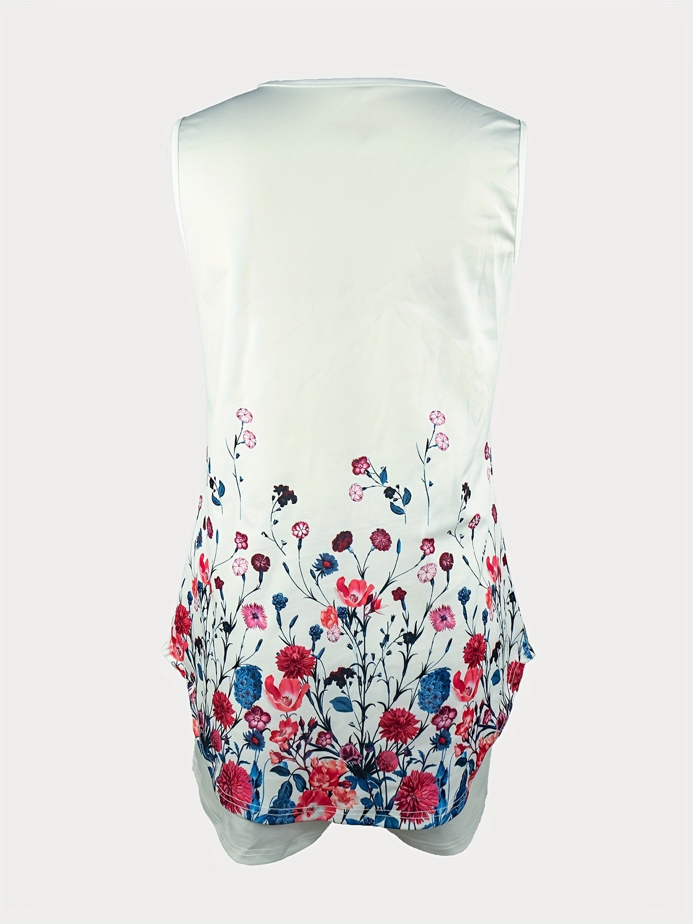 V-neck floral print vest casual shorts set Random shipment