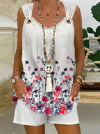 V-neck floral print vest casual shorts set Random shipment