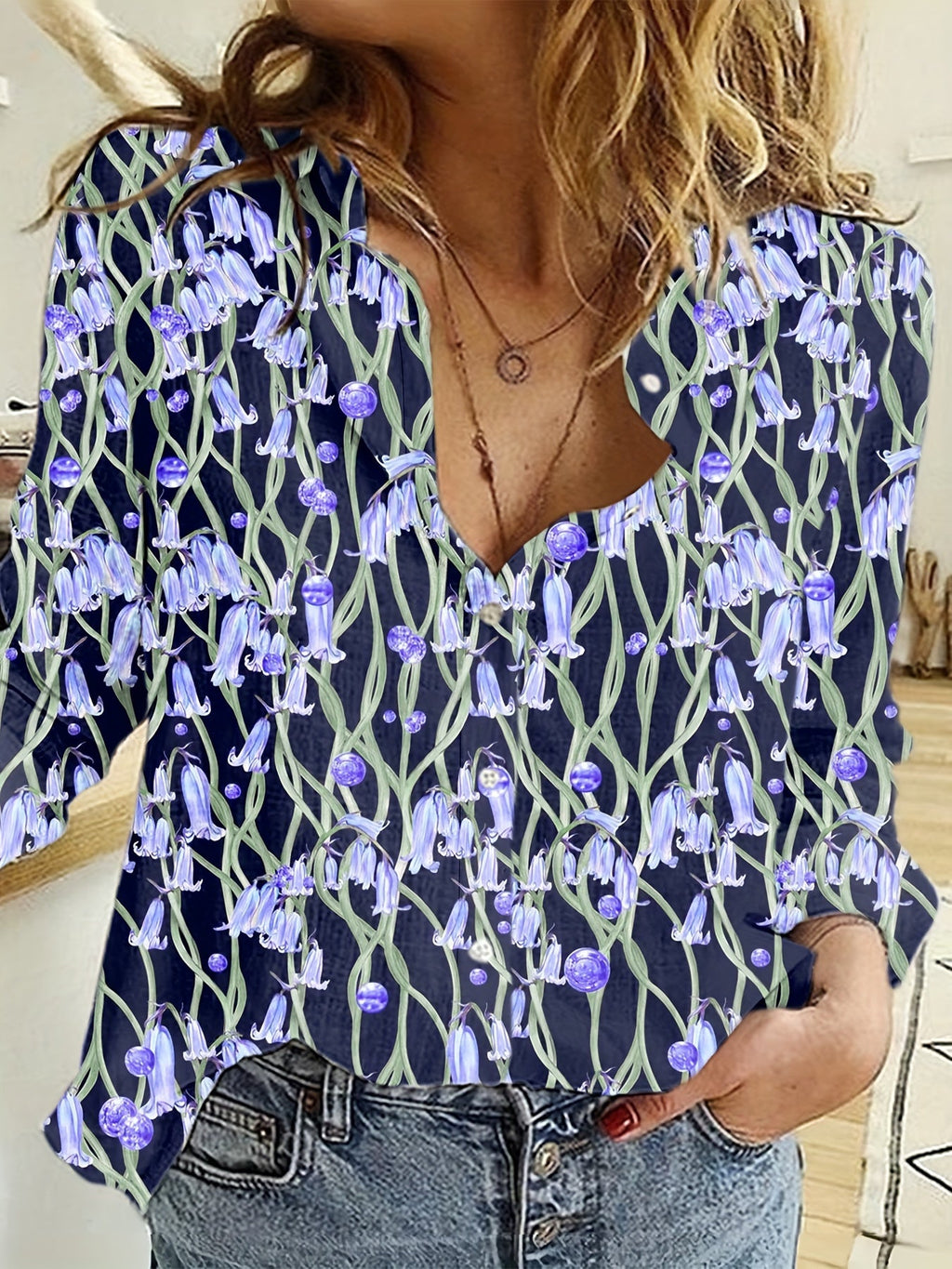 Lapel morning glory long sleeve elegant print loose shirt Random shipment