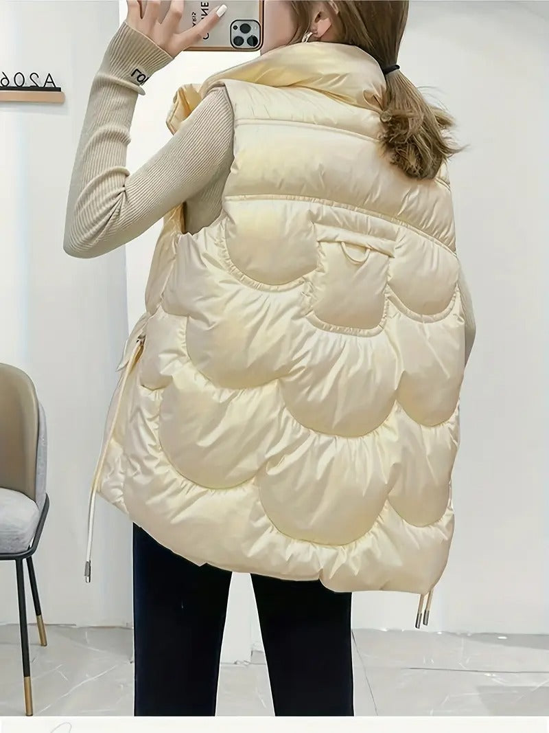 Loose pockets, drawstring stand-up collar, zippered cotton vest